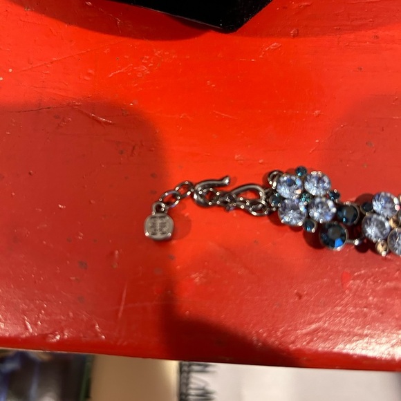 Blue crystal necklace - Picture 4 of 5